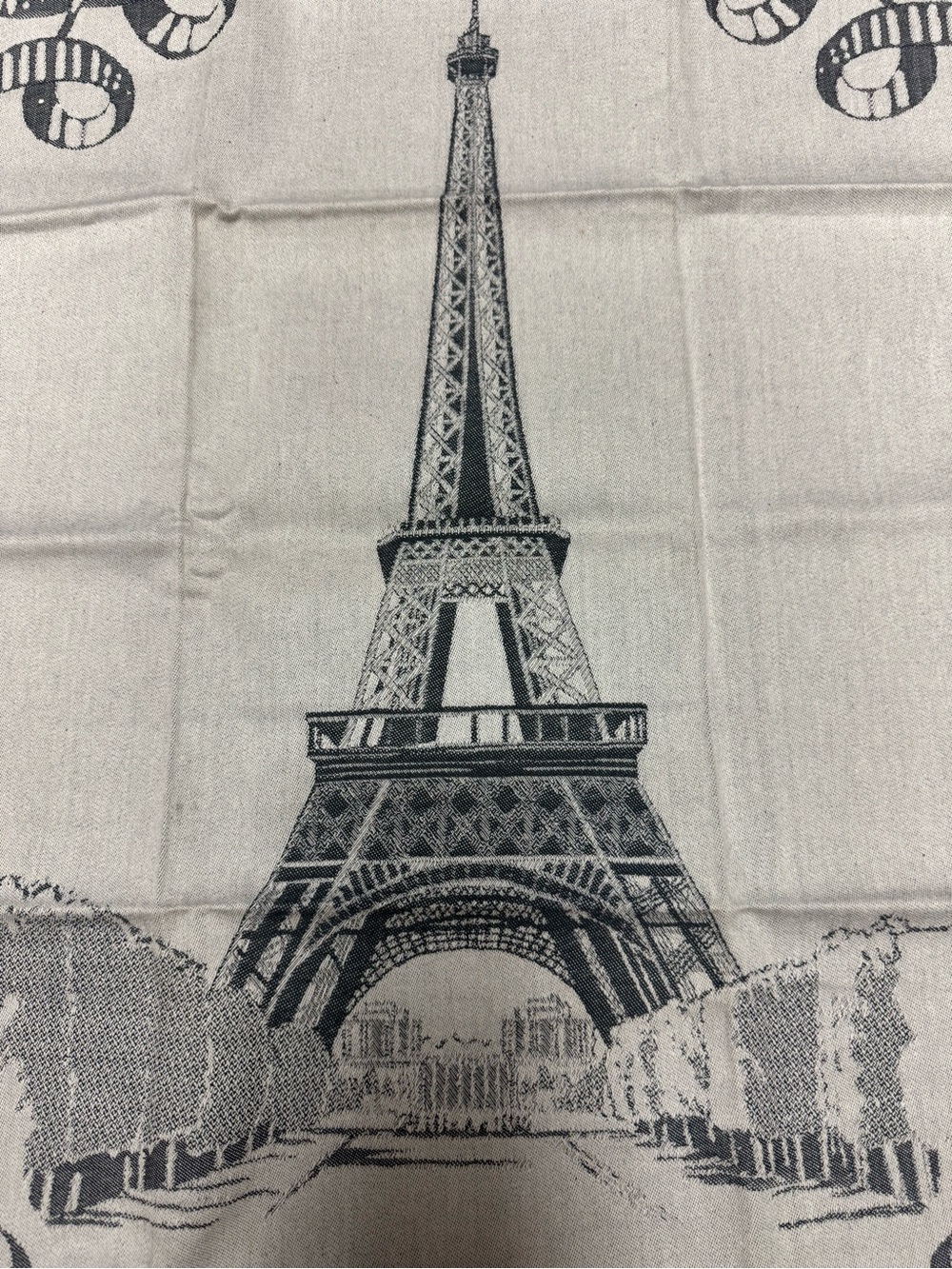 Yves Delorme Pink and Gray Eiffel Tower Bastille Day Tea Towel-NWT - Picture 3 of 5